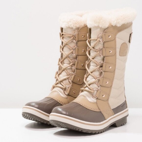 Sorel Tofino II Holiday Snow Boots Winter Tan Insulated Size 6 - Picture 2 of 16